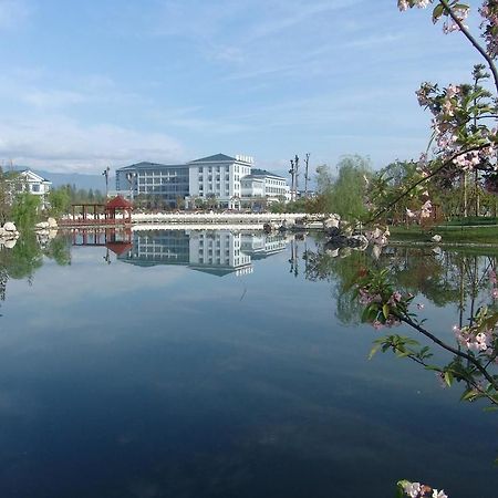 Jingyue Lake Hotel Дашанцяън Екстериор снимка